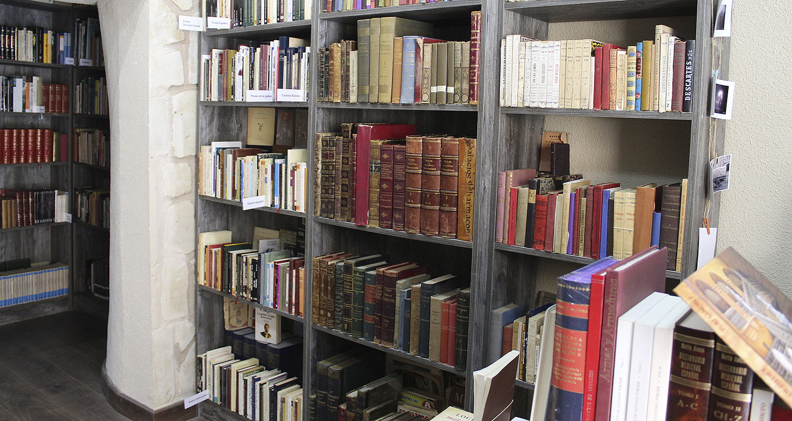 Librería Quercus